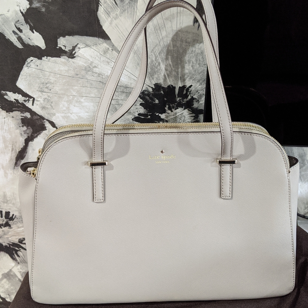 Kate Spade light gray shoulder bag